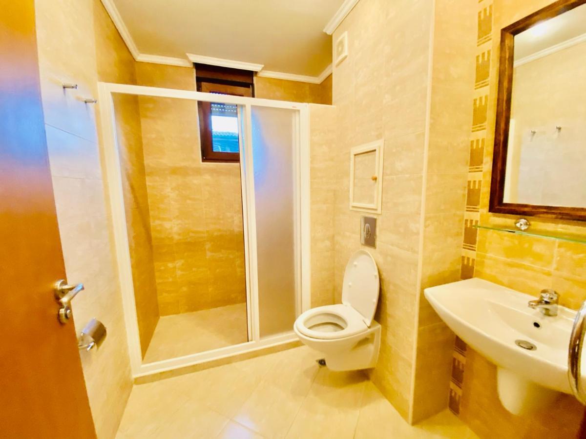 Santa Marina 2-Bedroom Apt. W/ Sea View + Terrace ソゾポル エクステリア 写真
